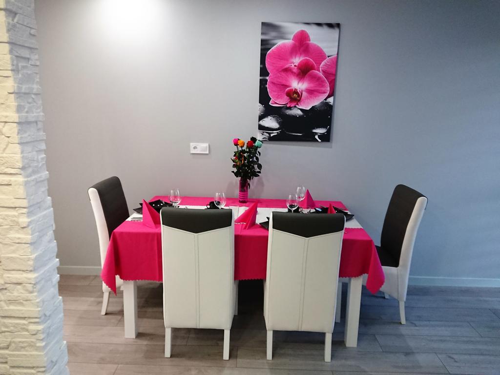 Apartament Exclusive Apartman Kielce Kültér fotó
