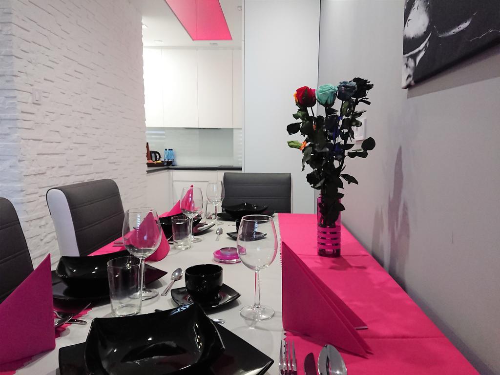 Apartament Exclusive Apartman Kielce Kültér fotó